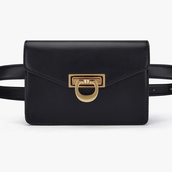 Handbags - Black crossbody / Fanny pack